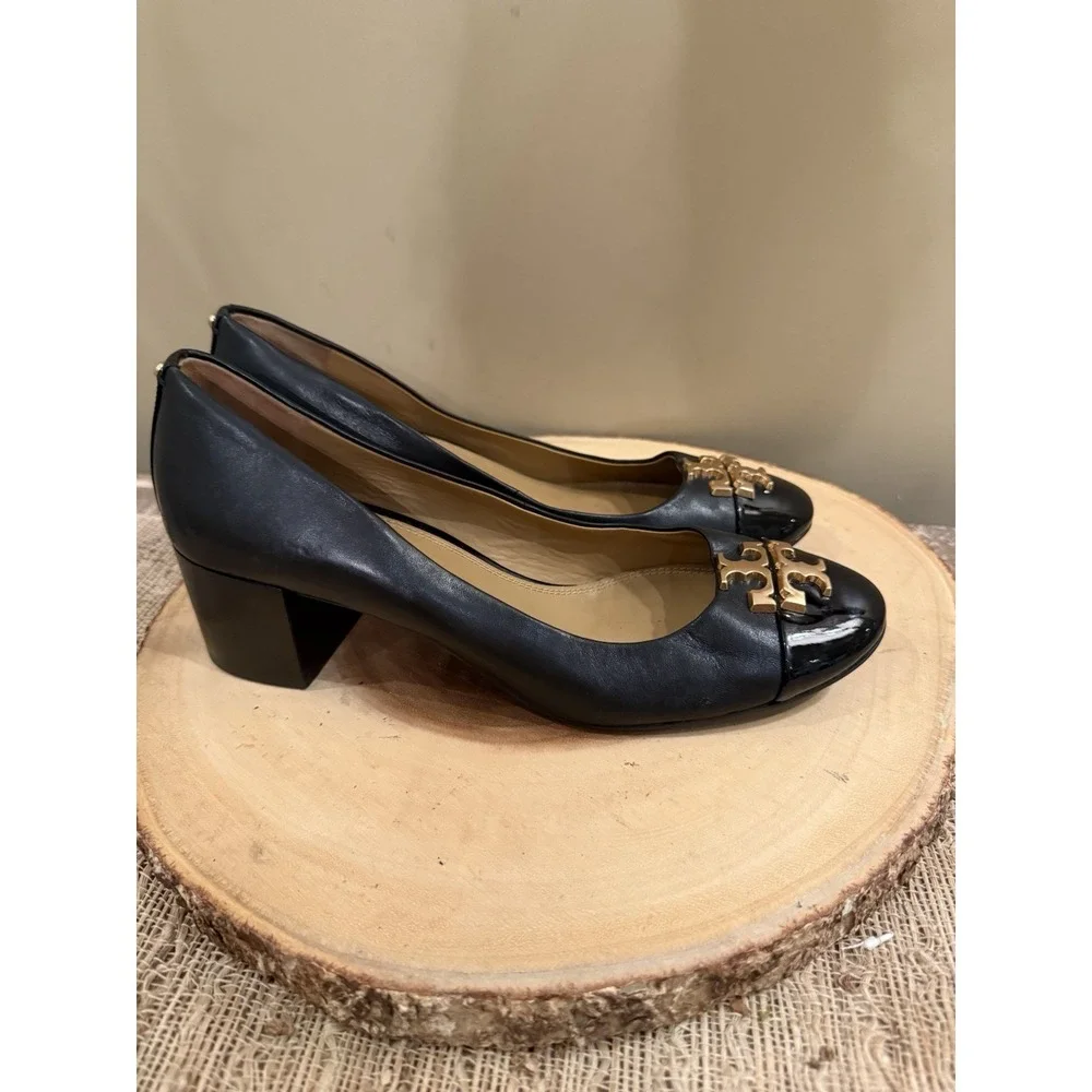 Tory Burch Everly Patent Cap Toe Pump Black Block Heel Shoes Size 9 Gold Logo‎